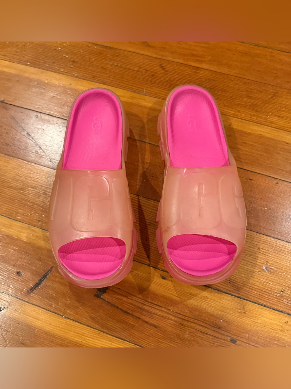 💖 UGG Jella Clear Slide Sandals size US 7 🩴